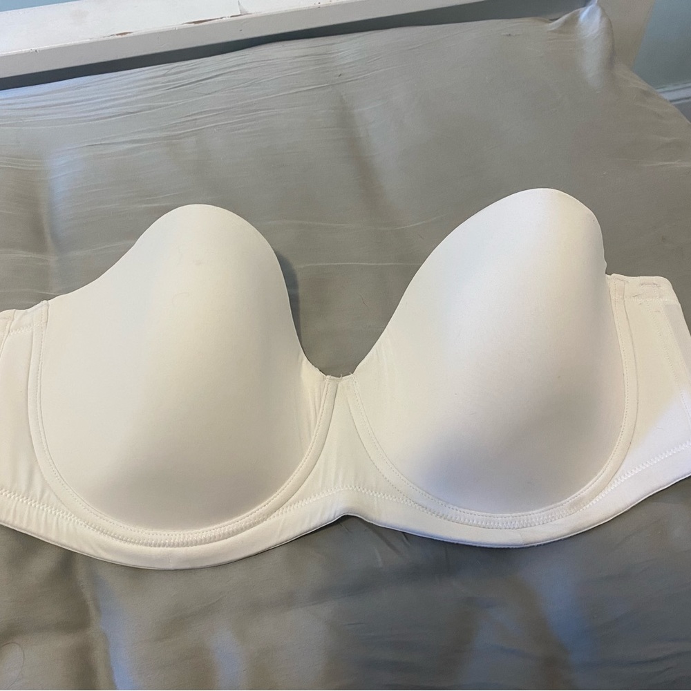 Delimira Strapless Bra - 42D